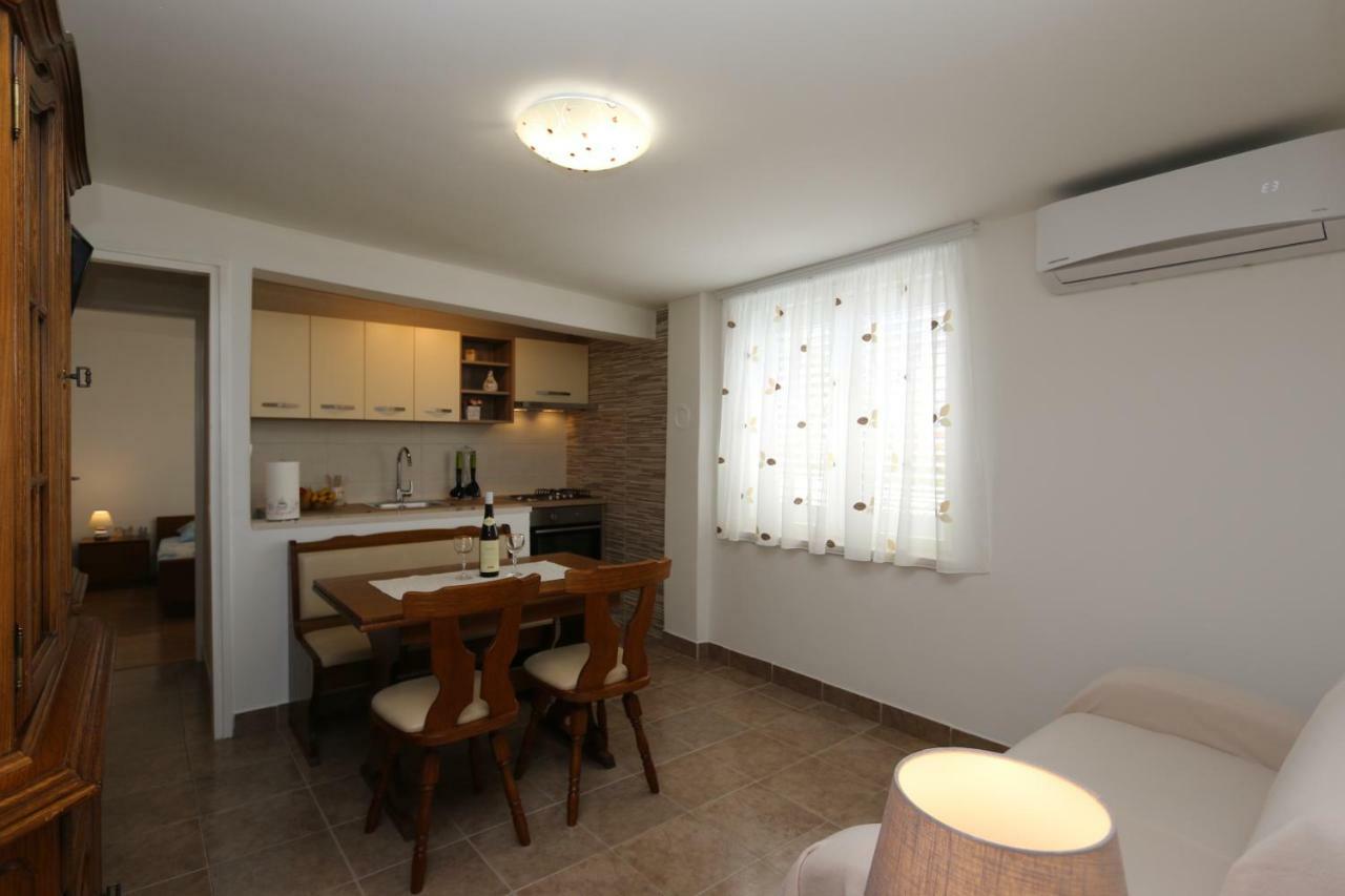 Apartment Damirk Polje  Eksteriør bilde