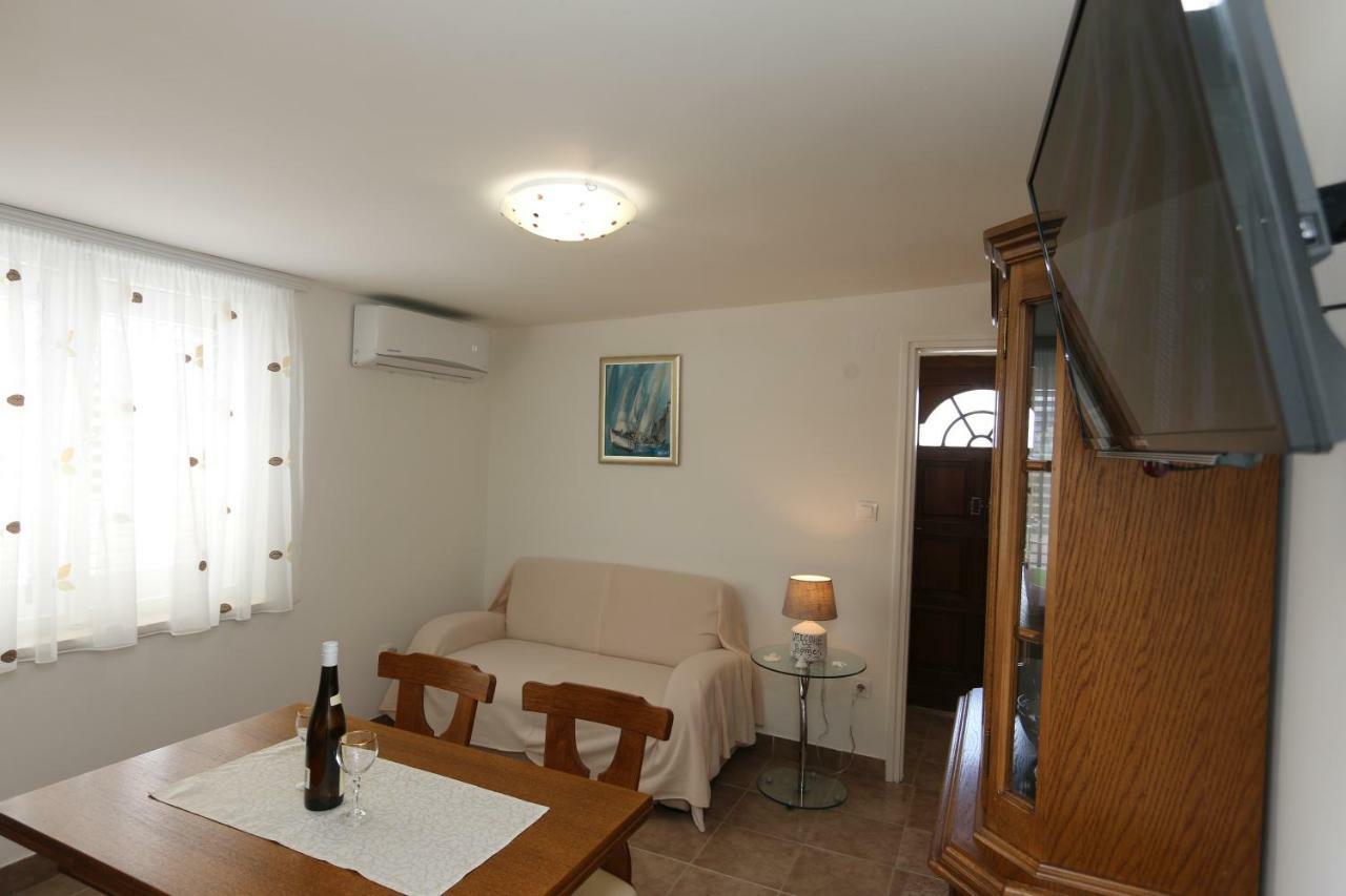 Apartment Damirk Polje  Eksteriør bilde